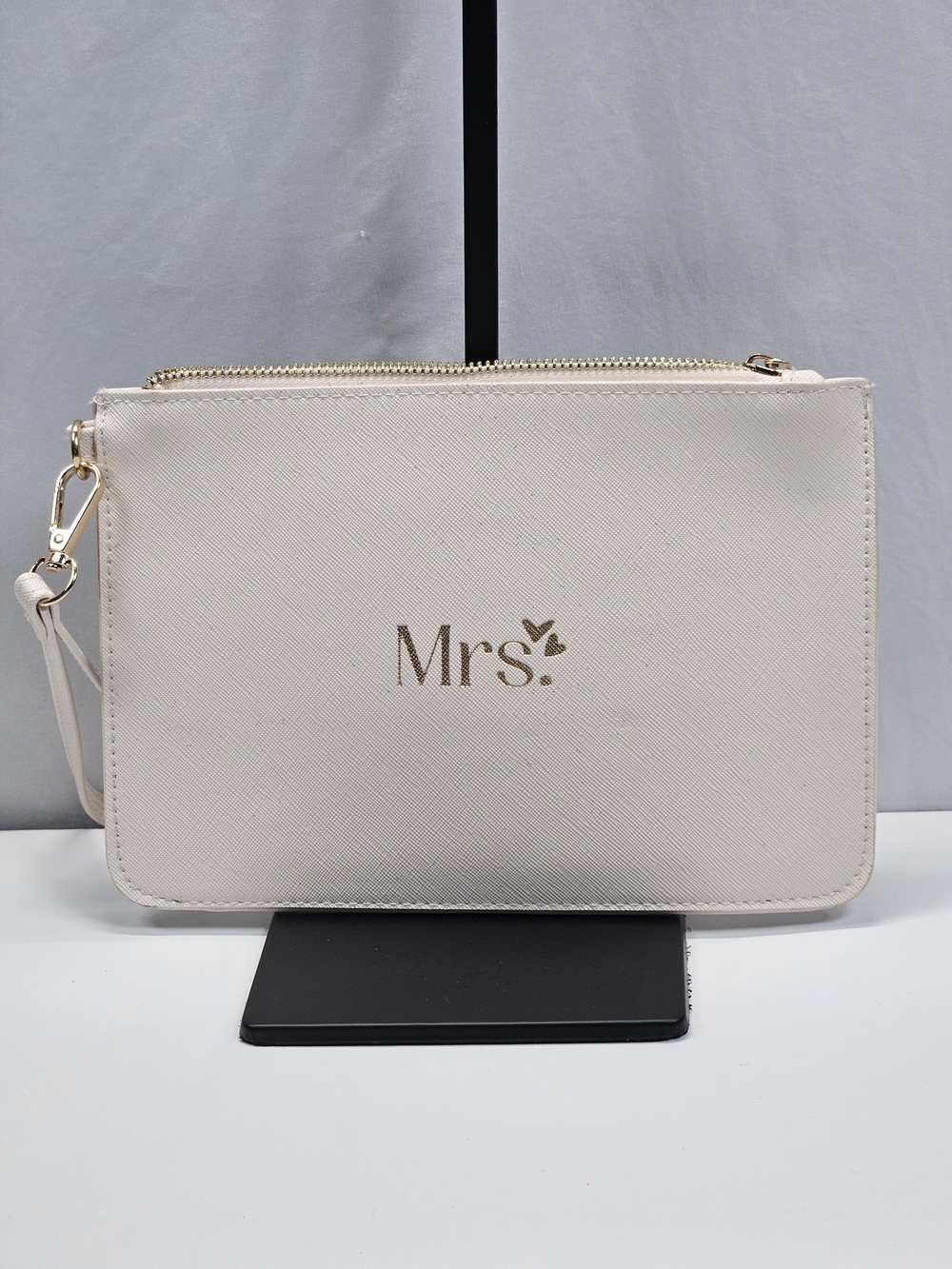 Mrs Bridal Shower Gift Clutch Bachelorette Party Wristlet Makeup Bag Cream Faux